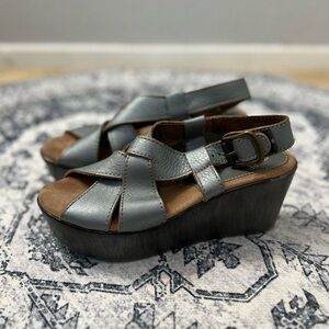 Sbicca Grey Platform Leather Sandals - Size 38